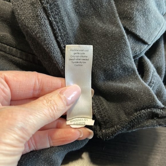 Athleta Pinnacle Criss Cross Hoodie Top Black Travel Outdoor shirt Sz M - Picture 12 of 12